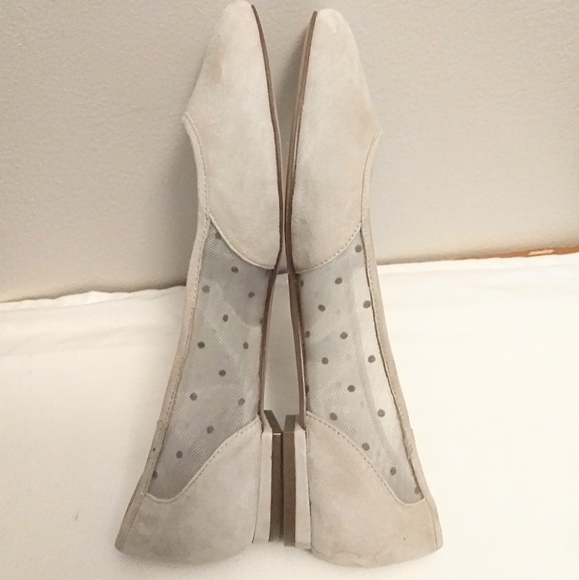 Sole Society Grey & Sheer Polka Dot Genuine Suede Flats Size 7.5 - Picture 3 of 8